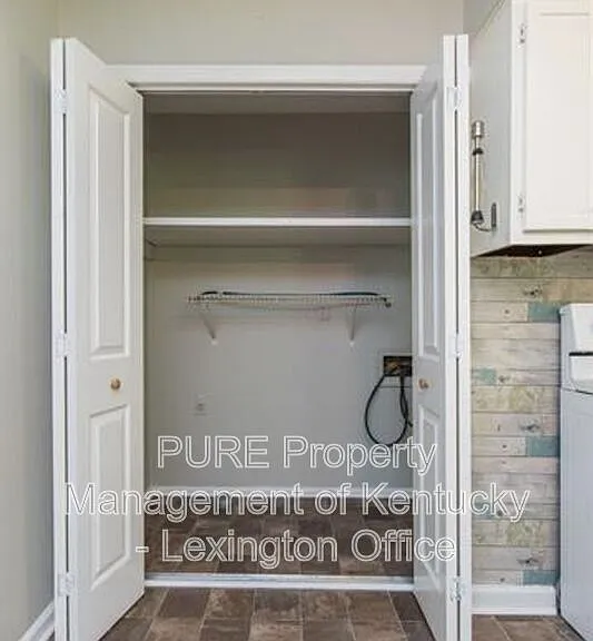 316 Longview Dr — Photo 10