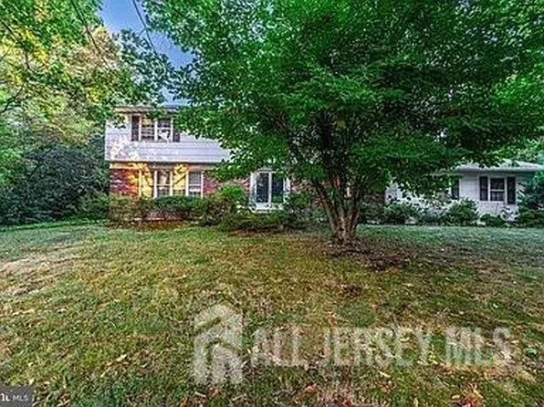 41 Slayback Dr, Princeton Junction, NJ 08550