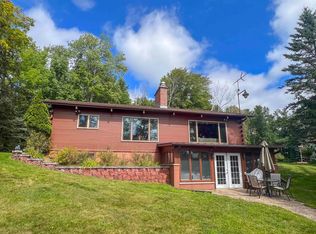 9880 Aigner Rd, Suring, WI 54174