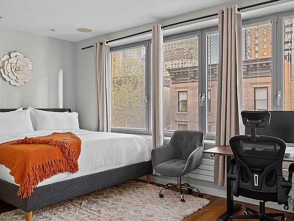 4th image of 459 W 43rd St #B
