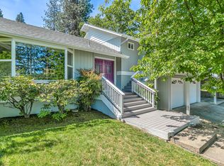 1820 Crestview Dr, Ashland, OR