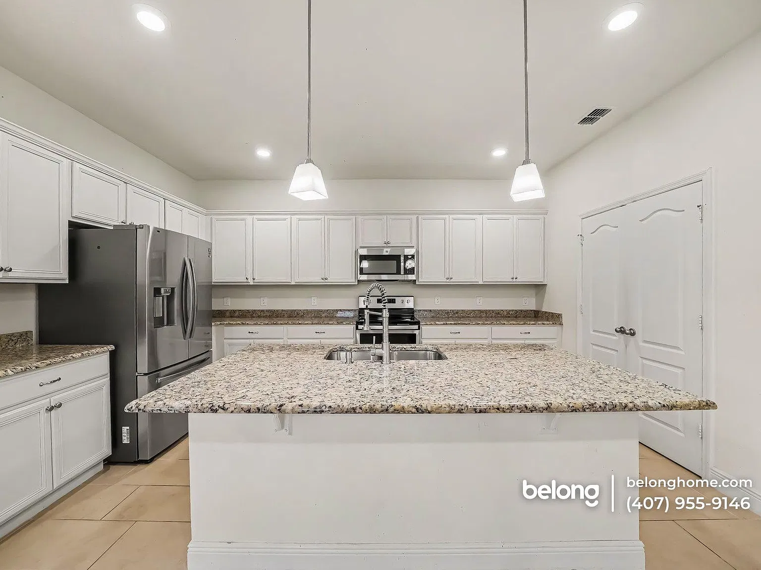 4 bed, 3.0 bath, 2313 sqft, $2,375 — Photo 4