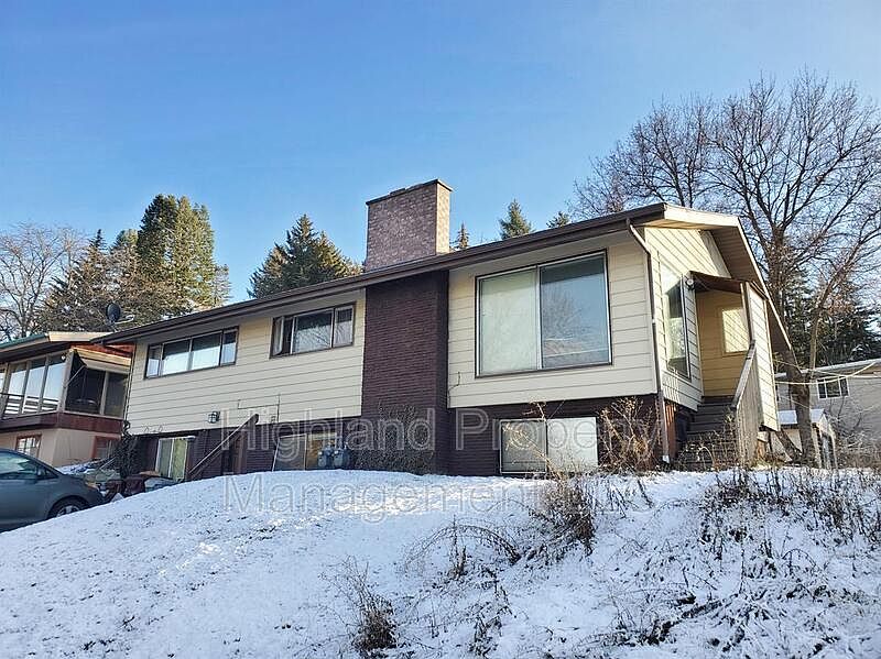 1st image of 1705 NE Wheatland Dr APT A
