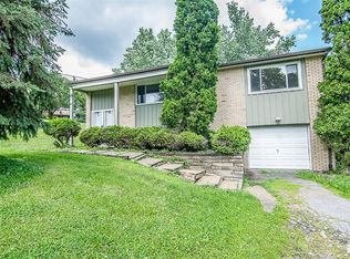66 Blair Rd, Eighty Four, PA 15330