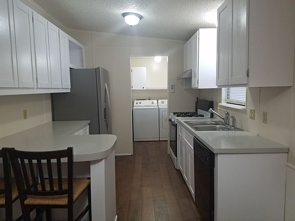 2nd image of 9 Madison Dr