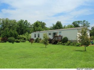 888 Gash Rd, Mills River, NC 28759