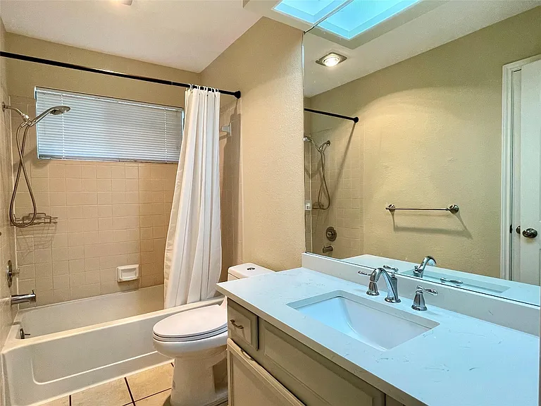 8905 Bridgewood Trl — Photo 23