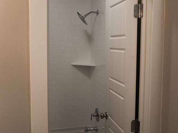 5th image of 3361 N 125th St E