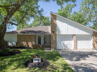 21619 Meadowhill Dr, Spring, TX 77388