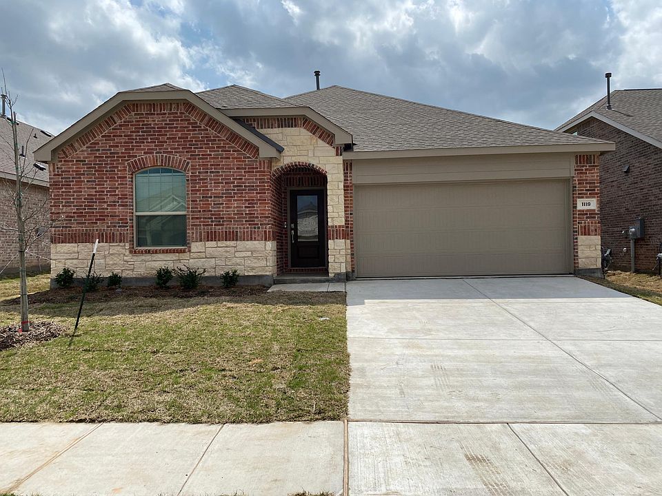 1st image of 1119 Mahogany Ln
