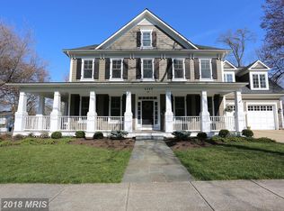 4400 Woodfield Rd, Kensington, MD 20895