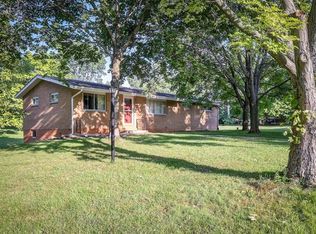 1589 Bluebird Dr, Dayton, OH 45432