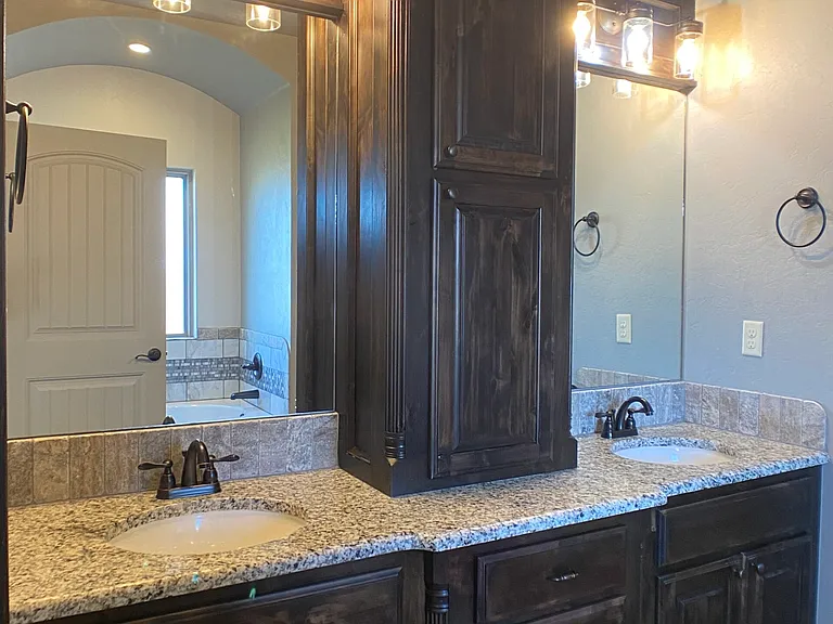 77 NE Simmons Cir — Photo 11