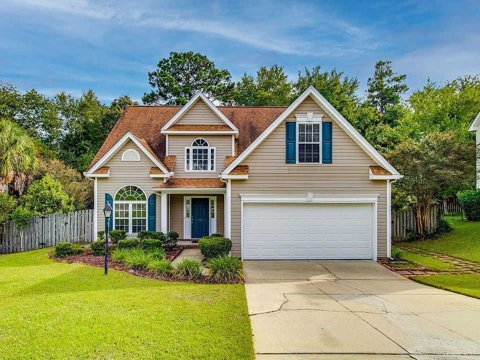 1st image of 511 Oak Cove Dr