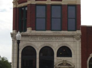98 E Bremer Ave #201, Waverly, IA 50677