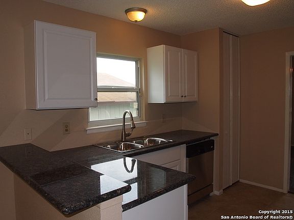 5th image of 13407 Monte Leon St