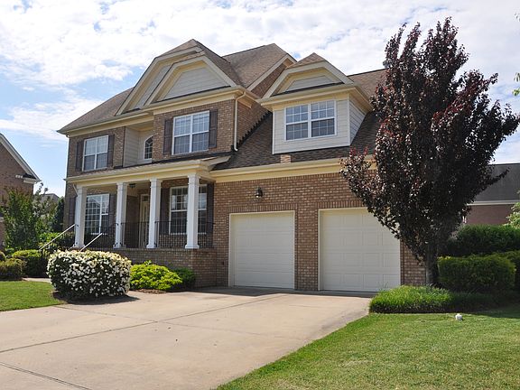 3rd image of 1307 Kemp Bridge Dr