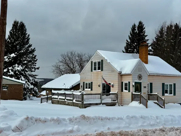 318 S Moore St, Bessemer, MI 49911