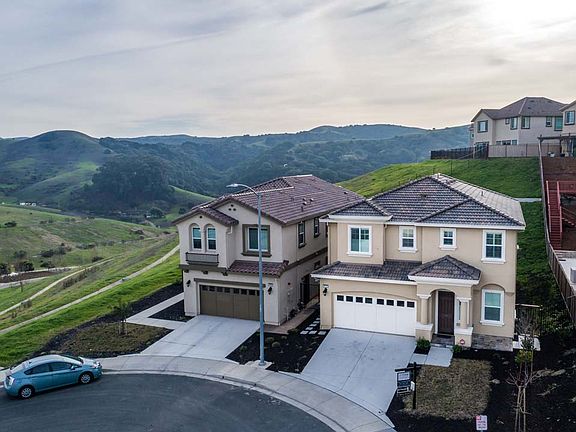 3rd image of 9778 Sara Ann Ct