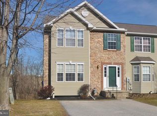 412 Madison Dr, Shrewsbury, PA 17361