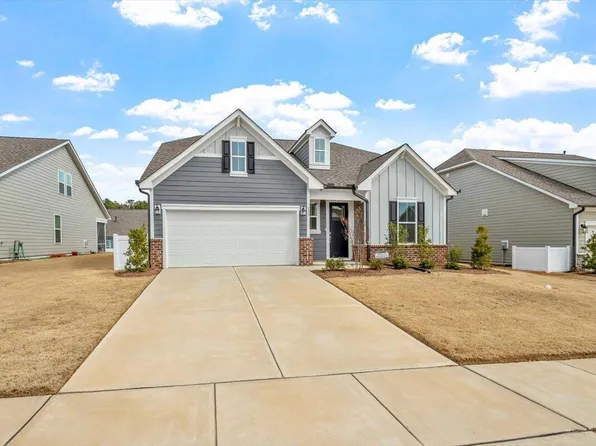 133 Alumroot Rd, Holly Springs, NC 27540