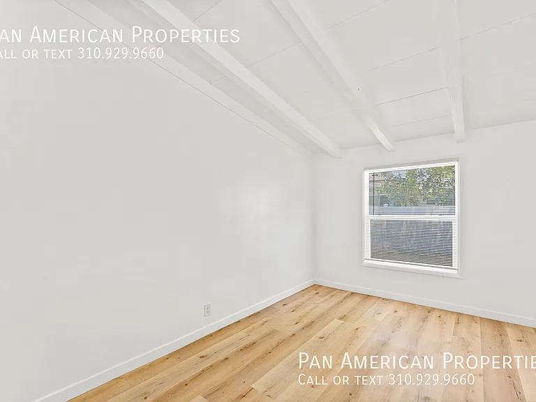 141 E Mayfair Ave — Photo 7