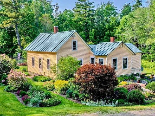 634 Lincolnville Road, Belmont, ME 04952
