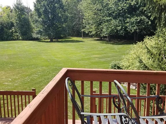 4th image of 5555 E Grove Dr SE