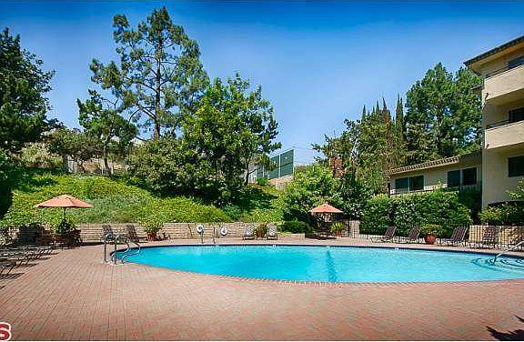3rd image of 6748 Hillpark Dr APT 208