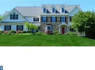 1139 Oak Hollow Dr, Downingtown, PA 19335