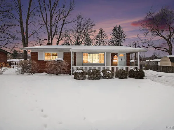 21931 S Brandon St, Farmington Hills, MI 48336