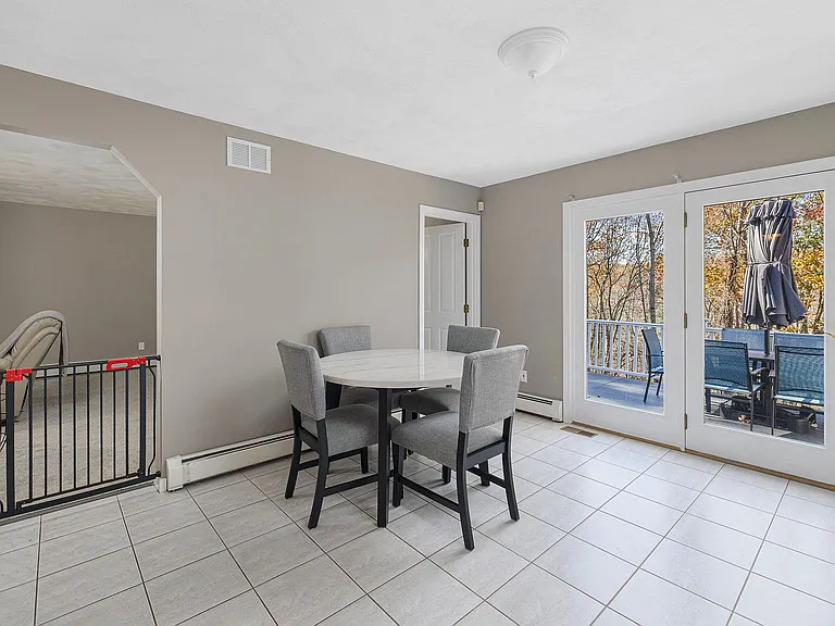 42 Rollingwood Dr — Photo 19