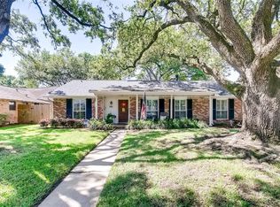 10627 Olympia Dr, Houston, TX 77042