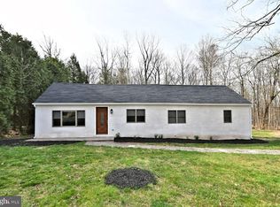 190 E Cherry Rd, Quakertown, PA 18951