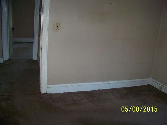 5th image of 3419 Oswald St