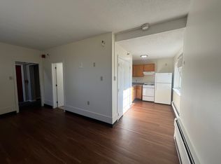 261 Pine St APT 21, Manchester, NH 03103