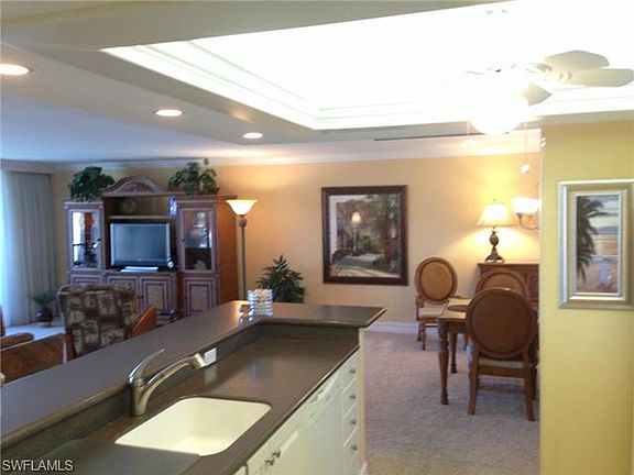 4th image of 1401 Middle Gulf Dr #404P