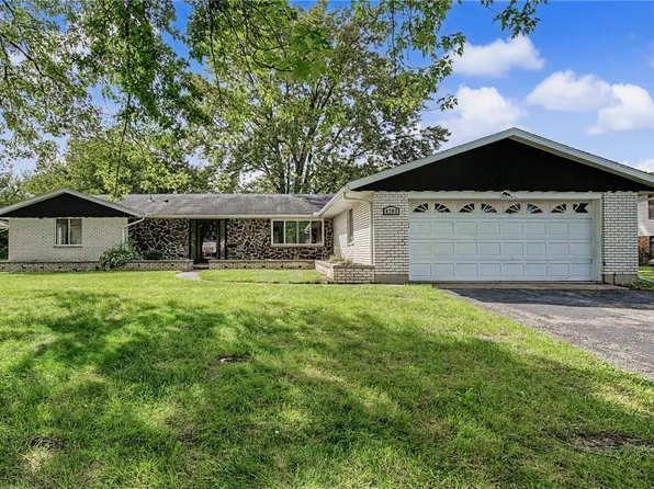 4703 Stonehedge St, Dayton, OH 45426