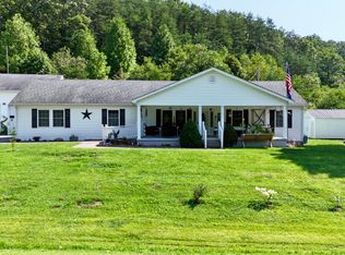 70 Clark Rd, Irvine, KY 40336