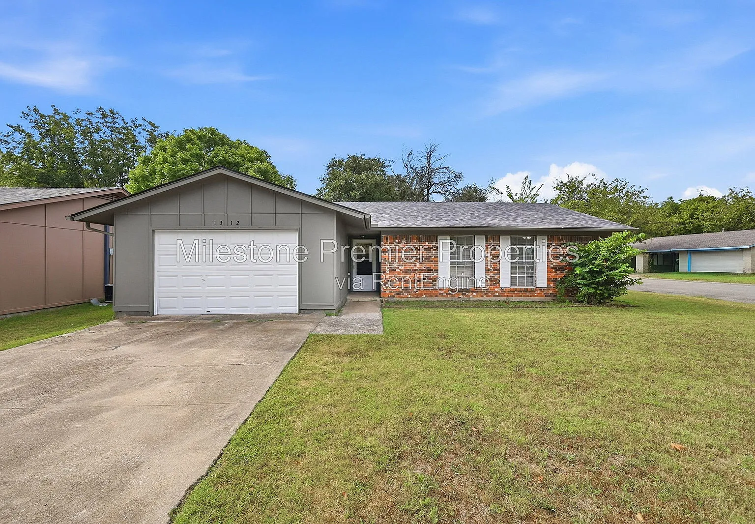 3 bed, 2.0 bath, 1212 sqft, $1,495 — Photo 1