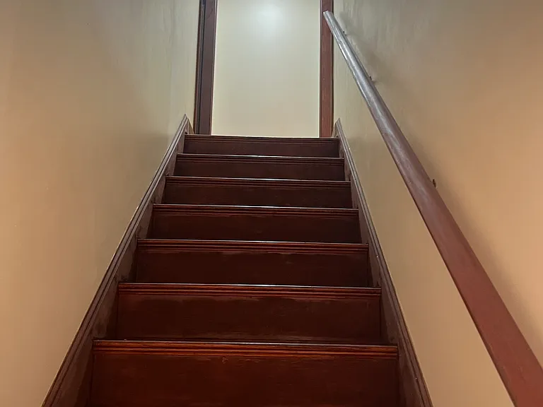 528 Elm Rd — Photo 8
