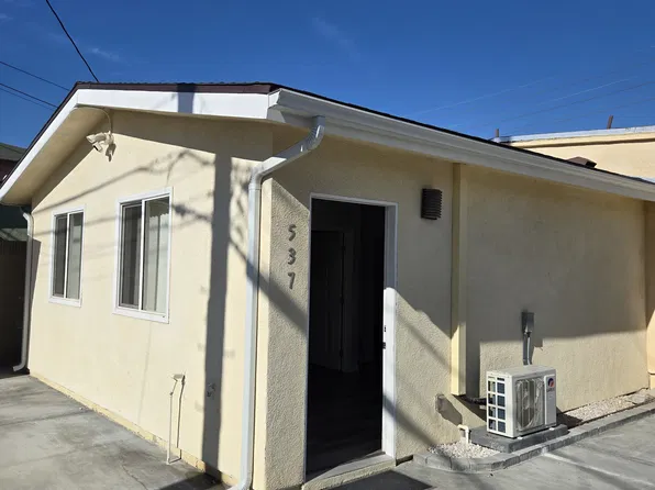 537 Hawaiian Ave, Wilmington, CA 90744