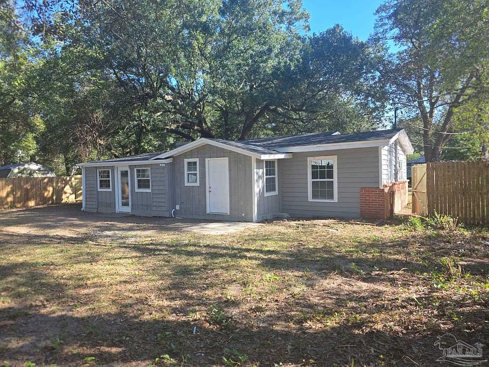 1st image of 7607 Charity Dr