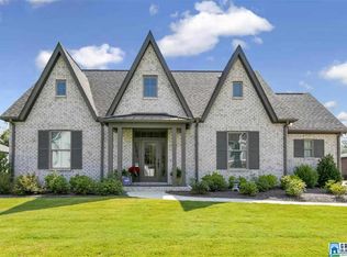 570 Riverwoods Ldg, Helena, AL 35080