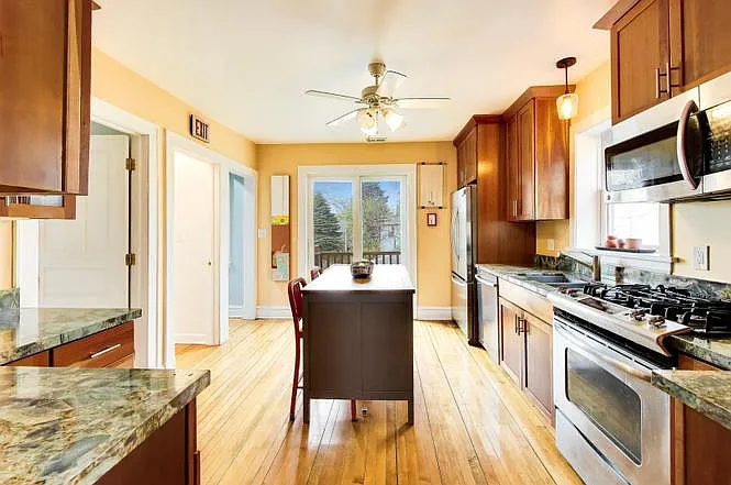 1811 Greenwood St #1 — Photo 9