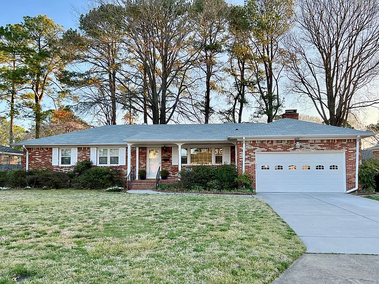 4652 Paul Revere Rd — Photo 1