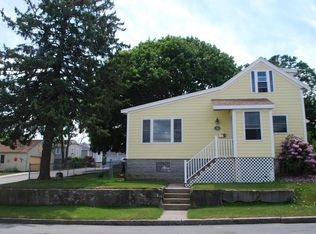 93 Detroit St, Fall River, MA 02721