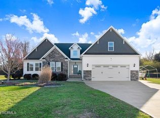 306 Landing Dr, Goldsboro, NC 27534