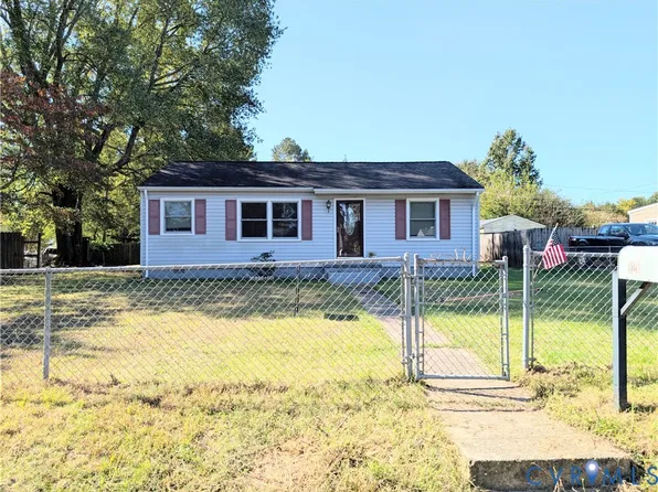 121 E Magruder St, Sandston, VA 23150
