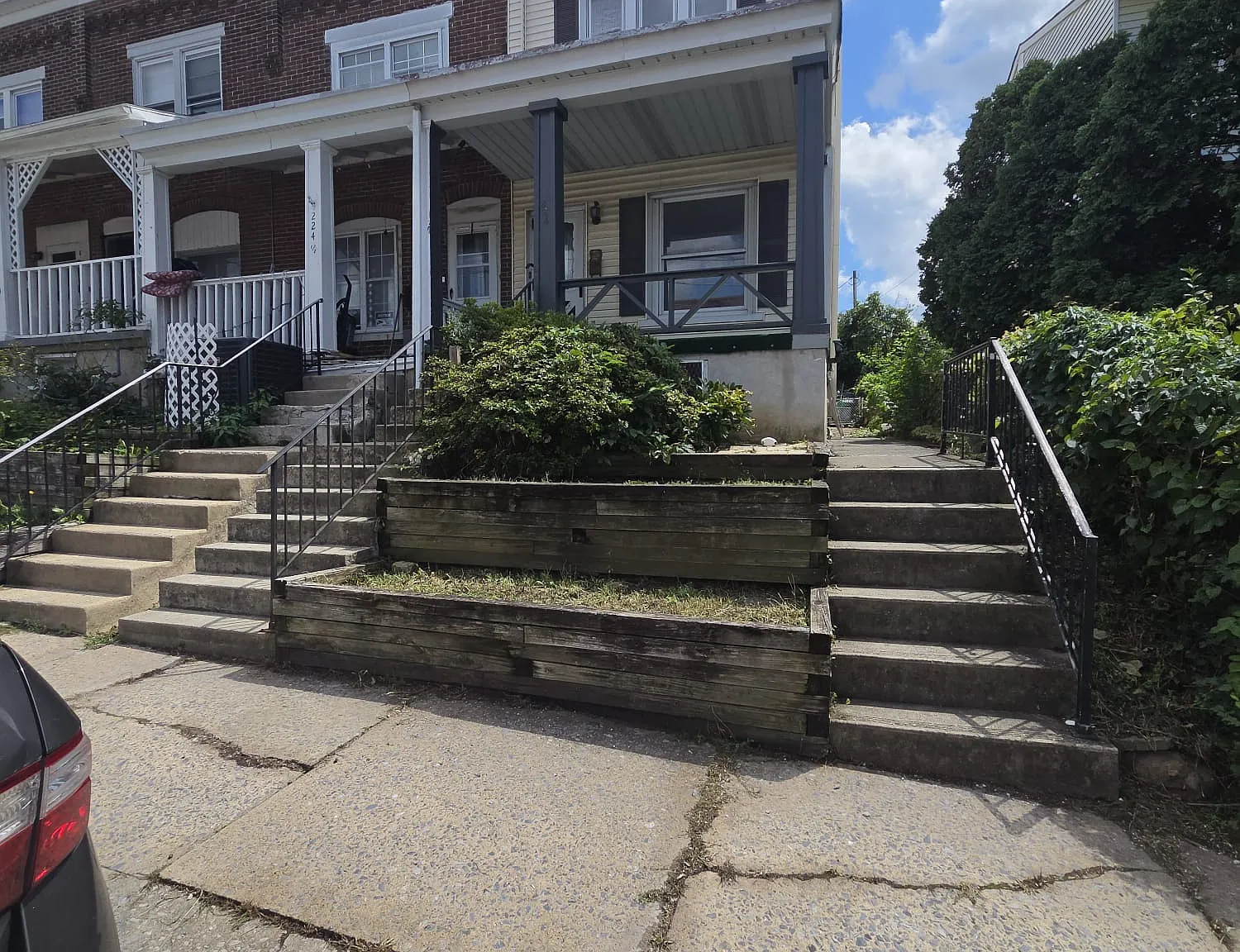 3 bed, 1.5 bath, 1428 sqft, $1,950 — Photo 1